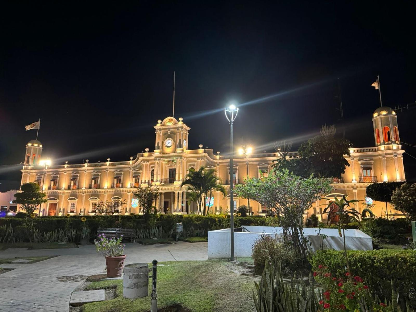 Hotel El Mexicano Tepic Centro エクステリア 写真