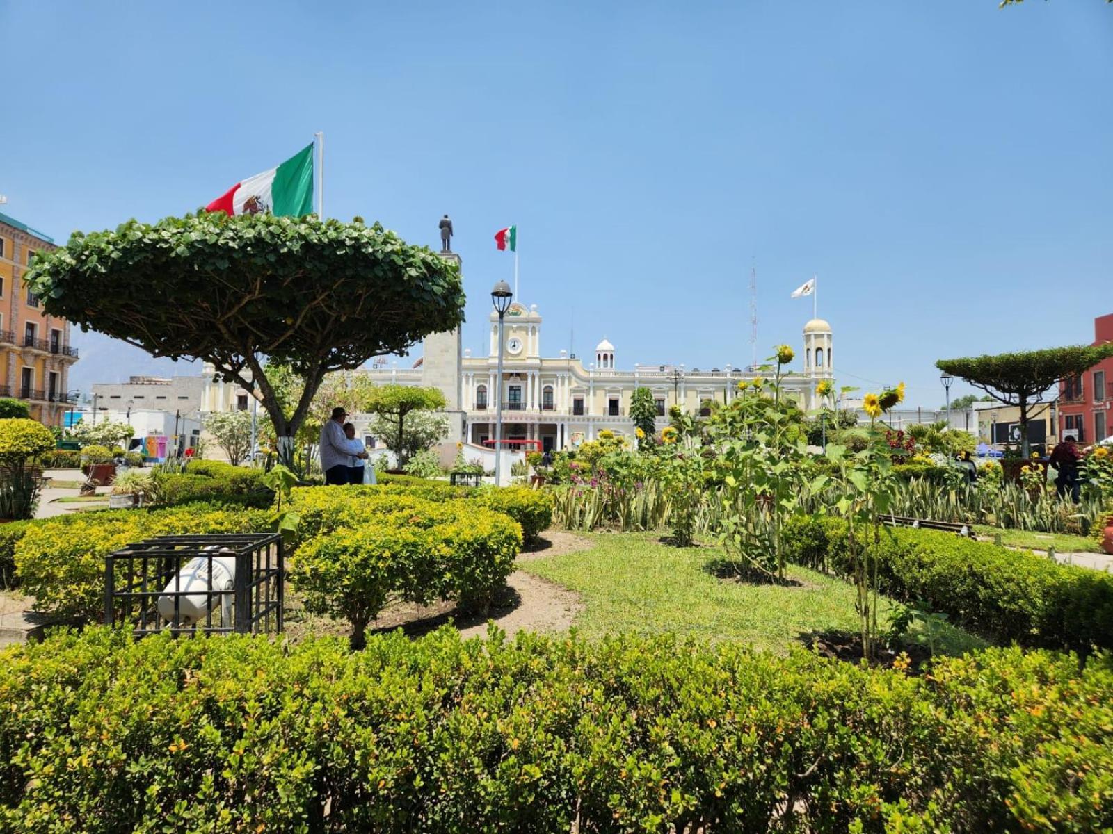 Hotel El Mexicano Tepic Centro エクステリア 写真